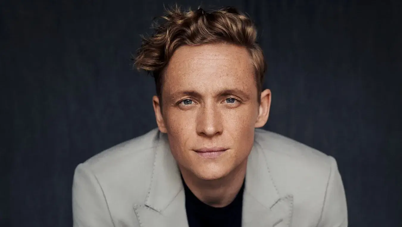 Matthias Schweighofer Vermogen Hollywood Traume Und Millionen Reich Wie Reich Ist Der Deutsche Schauspieler Wirklich