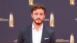 tommi schmitt vermoegen